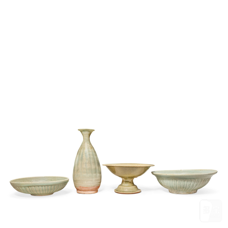 十四/十五世紀 宋加洛青釉陶瓷一組 | A GROUP OF SAWANKHALOK CELADON WARES - 图3